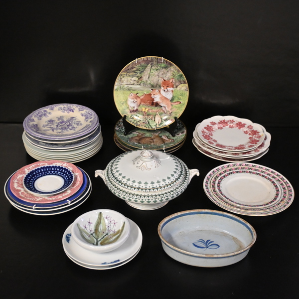Parti matservisdelar, 32st, porslin.