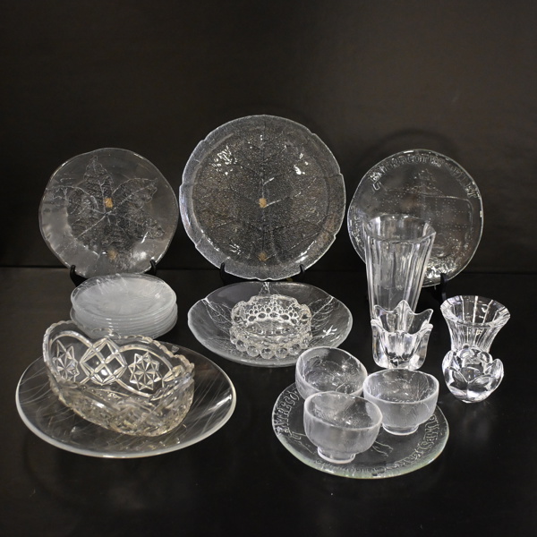 Parti glasföremål.