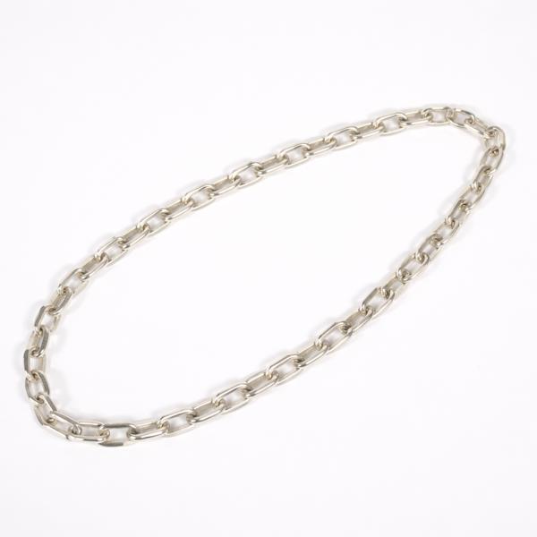 Halsband i silver, ankarkedja. 