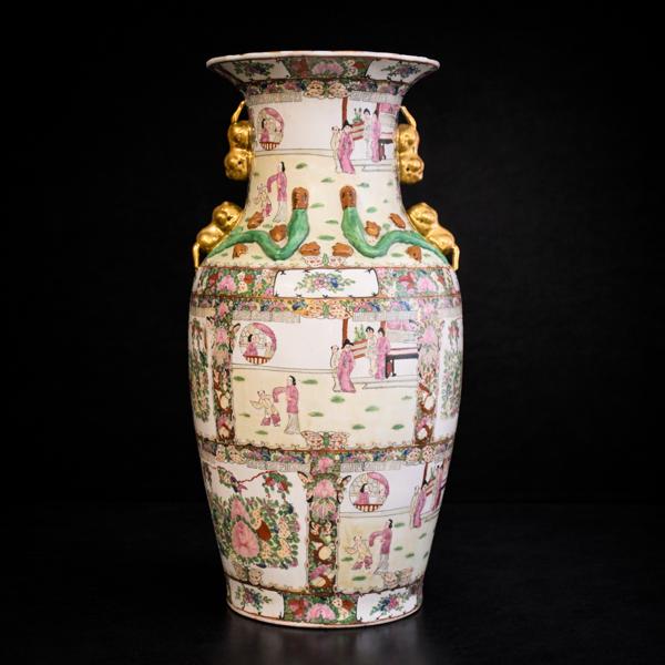 Golvvas i porslin, Kina.