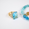 Armband och ring, med stenar.