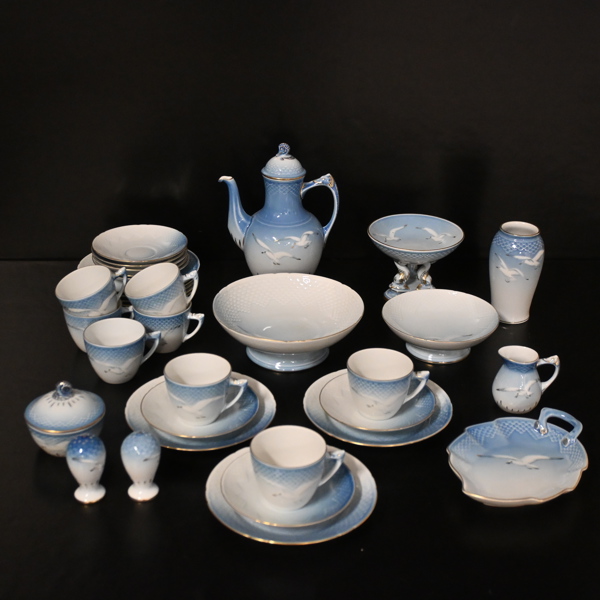 Kaffservis, 34 delar, porslin, "Blå Måsen", Bing & Gröndahl.