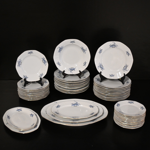 Matservisdelar, 52st, porslin, Victoria, Tjeckoslovakien.