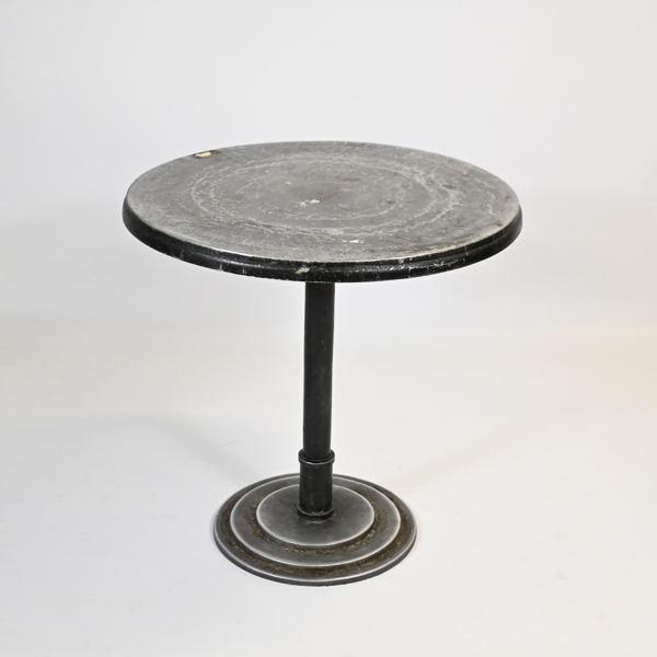 Sidobord i metall, "Dante", Artwood, 2000-tal.