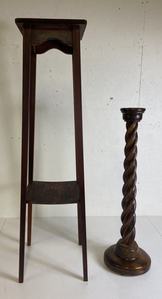 Piedestal och ljusstake