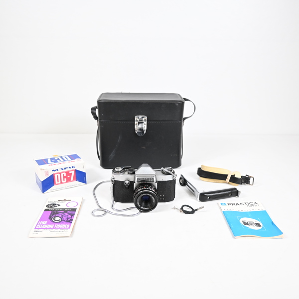 Kamera, Praktica PL Nova IB, Tyskland, 1900-talets andra hälft.