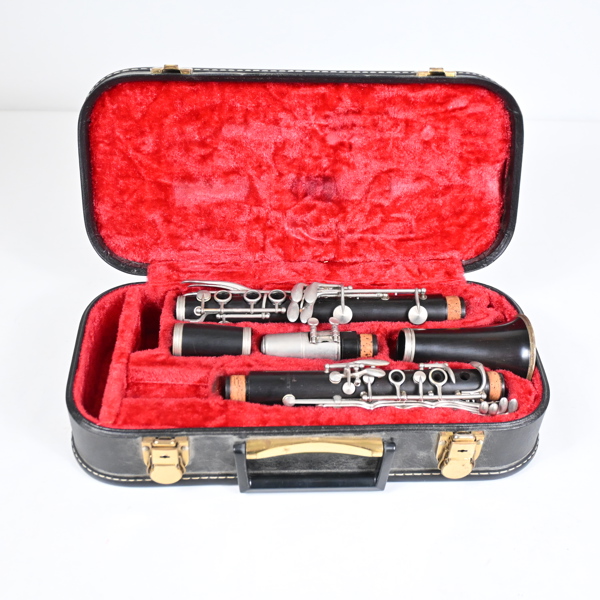 Klarinett, Frankrike, 1900-tal.