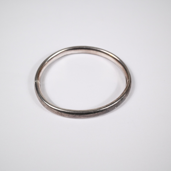 Armring i silver.