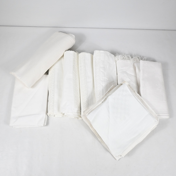 Dukar, lakan och servetter, 3+5+15st.