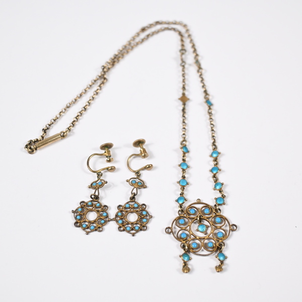 Halsband och örhängen, ett par, silver.