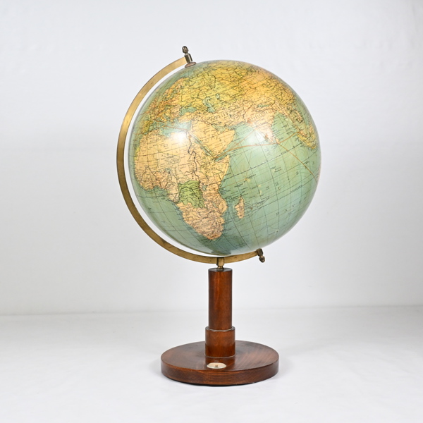 Jordglob, Prof. d:r Krauses Handels- och Samfärdsglob, 1900-talets första hälft.