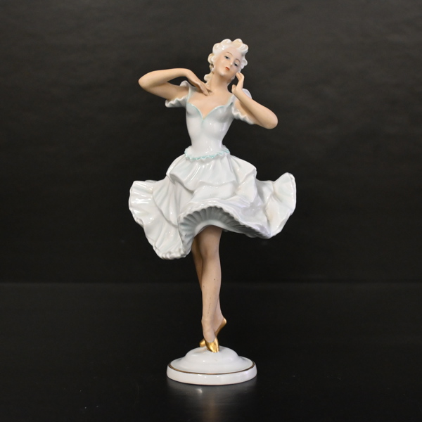 Figurin i porslin, "Ballerina".