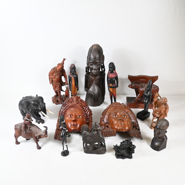 Parti skulpturer, afrikanska, 1900 tal.