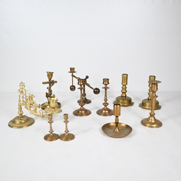 Parti ljusstakar, mässing.