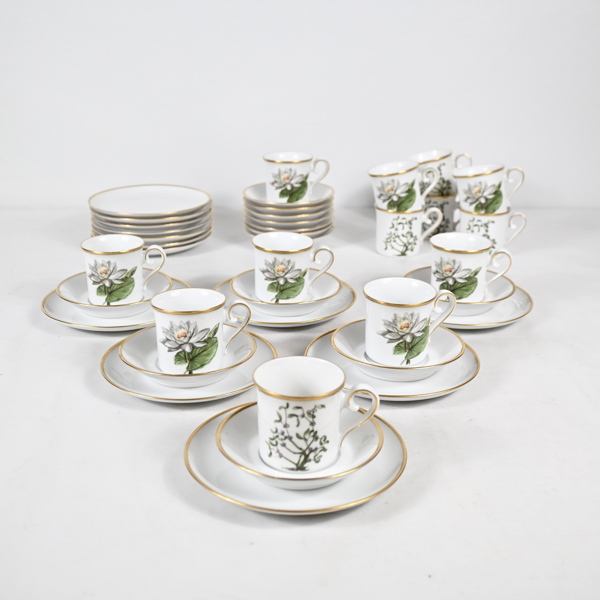 Kaffeservisdelar, 39st, "Svenska Landskapsblommor", Bavaria.