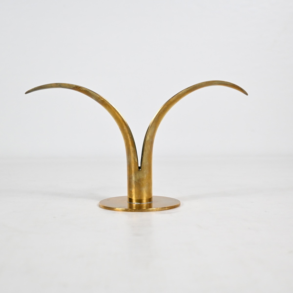 Ivar Ålenius Björk, ljusstake, "Liljan", Ystad Metall.