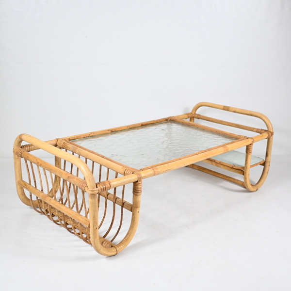 Sängbricka, rotting och glas, 1900 tal.