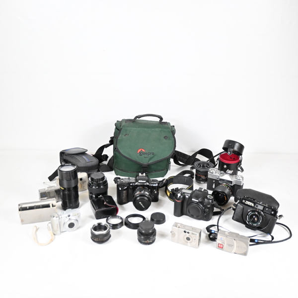 Parti kameror och objektiv. 