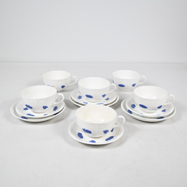 Kaffekoppar med fat, 6+7st, "Blå Blom", Gustavsberg.