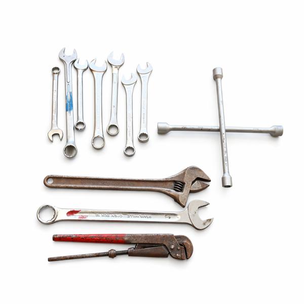 Parti block- och fälgnycklar, m.m.