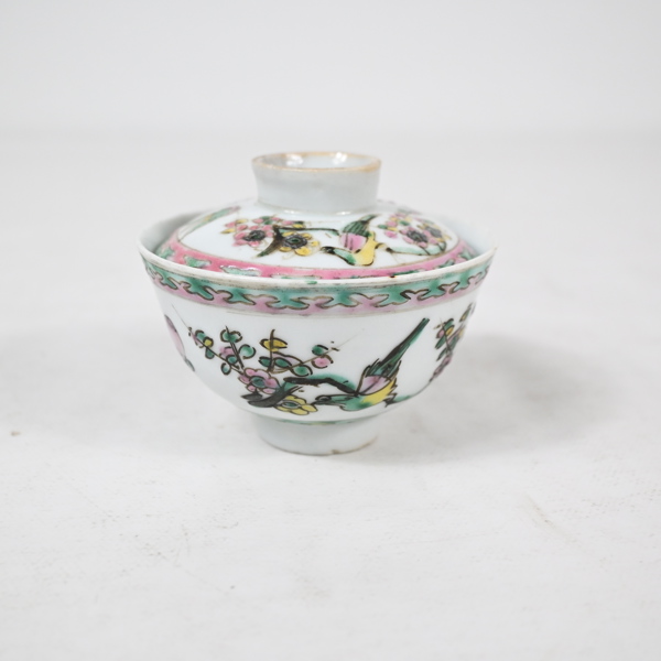 Skål med lock, porslin, Kina.