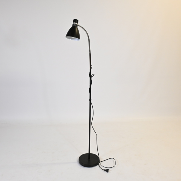 Golvlampa, metall, 2000-tal.