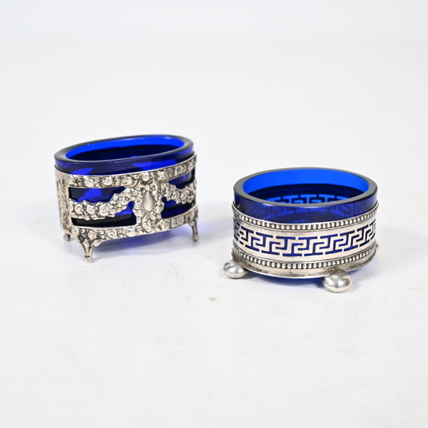 Saltkar, 2st, varav en silver. 