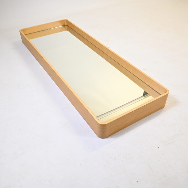 Spegel, trä, 1900-tal.