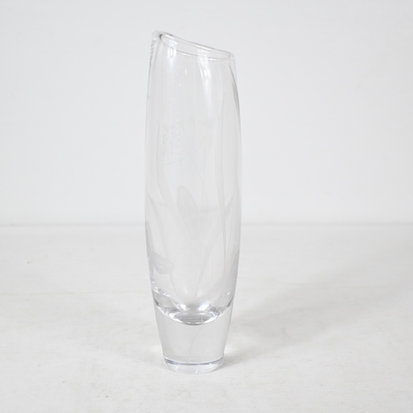 Vicke Lindstrand, vas, Kosta, signerad. 