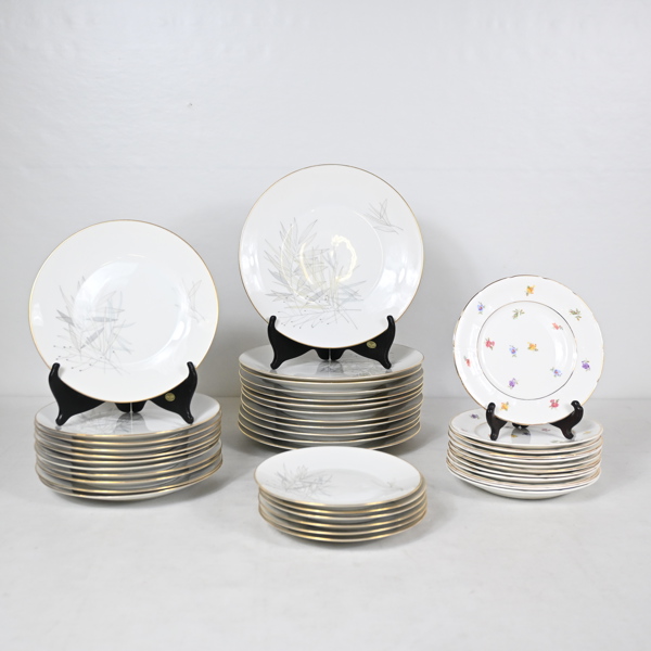 Matservisdelar, 29+11st, Rosenthal och Gustavsberg.