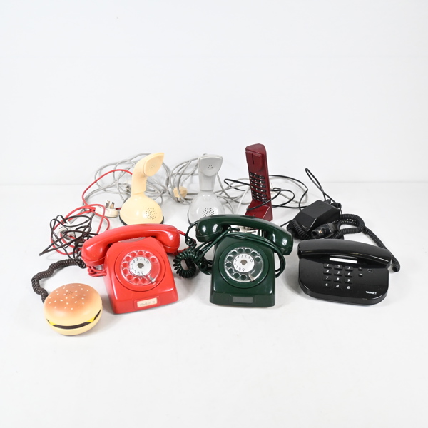 Parti bordstelefoner, 1900-tal.