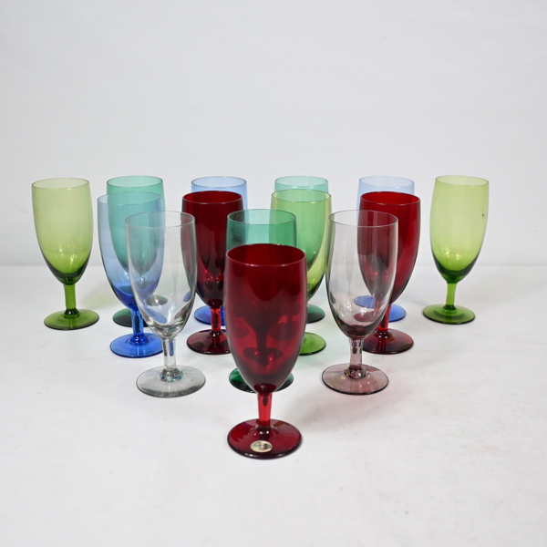 Monica Bratt och Lennart Rosén, vinglas, 3+11st, Reijmyre. 