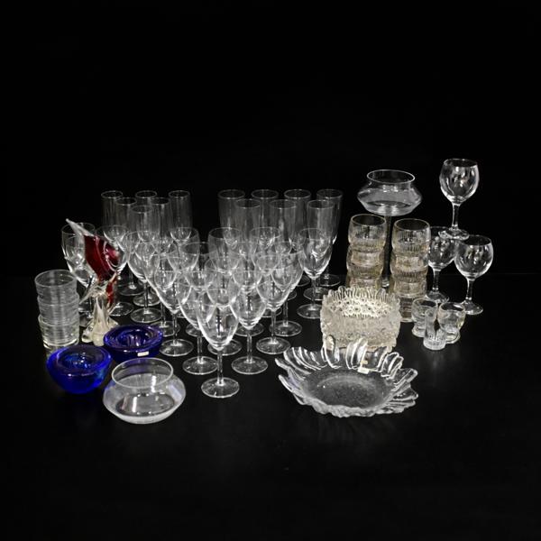 Parti glasservisdelar, m.m.