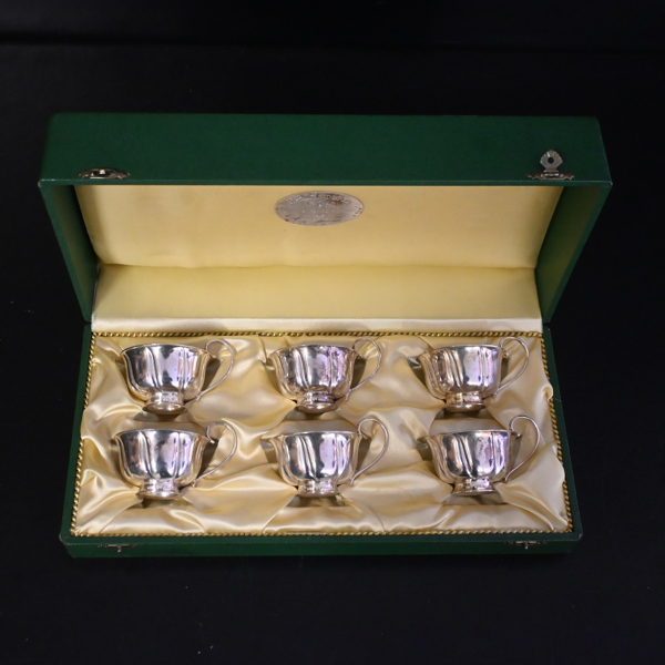 Punschkoppar i silver, 6st, 1901.