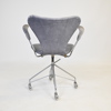 Arne Jacobsen, skrivstol, "Sjuan", Fritz Hansen, Danmark.
