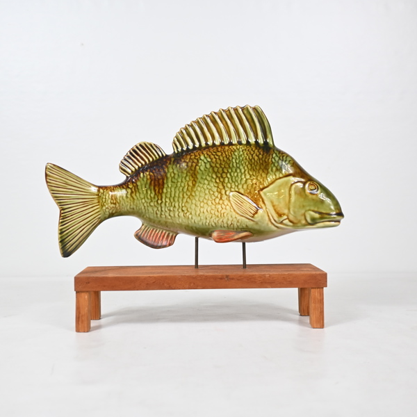 Sven Wejsfelt, skulptur "Abborre", Gustavsberg, 1900-talets andra hälft.