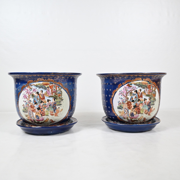 Krukor med fat, ett par, porslin, Kina.