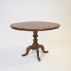 Pelarbord, mahogny, rokokostil, 1900-tal.