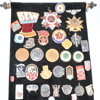 Parti pins och märken, huvudsakligen Ryssland.