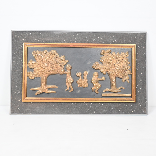Astri Bergman Taube (1898-1980), Bronsrelief, "Paradiset", signerad.