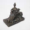 Skulpturer i brons, ett par, "Sittande Svea 1890-1963", 1900-tal.