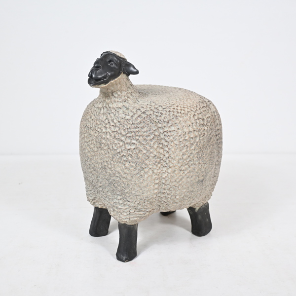 Klas-Göran "Klase JR" Klaesson, skulptur i form av får, Höganäs, 1991.