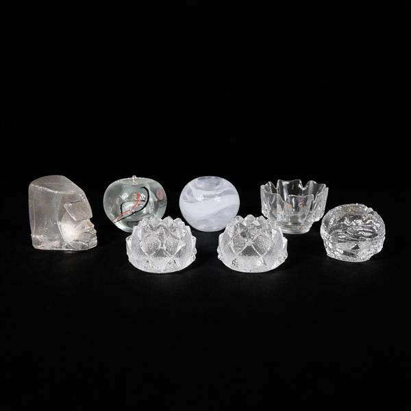 Ljuslyktor, skulpturer och skål, 7 delar, glas.