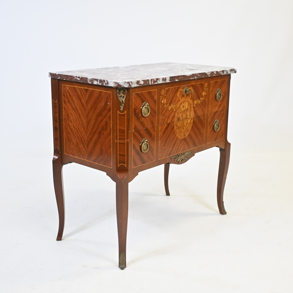 Byrå med stenskiva, Louis XVI-stil, 1900-tal.