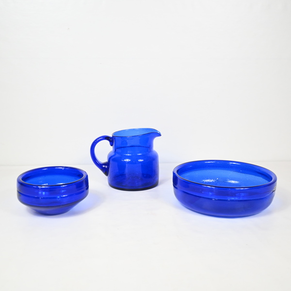 Erik Höglund, skålar och tillbringare, 3 delar, glas, Boda. 