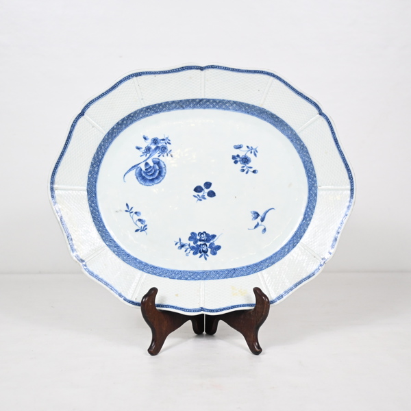 Stekfat, porslin, Kina, 1700-tal. 