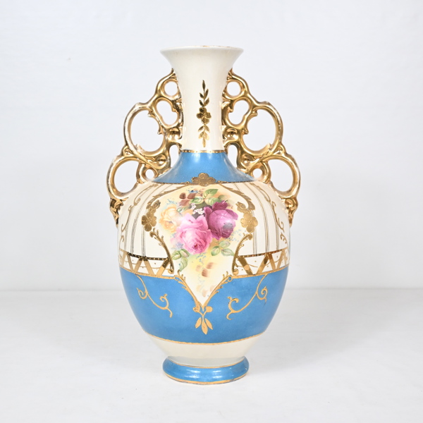 Vas, porslin, England.