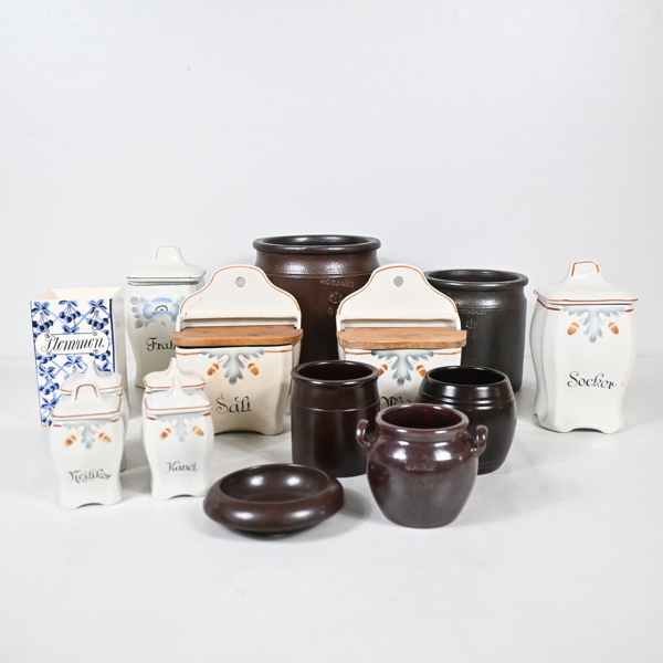 Parti krus och kryddburkar, m.m.