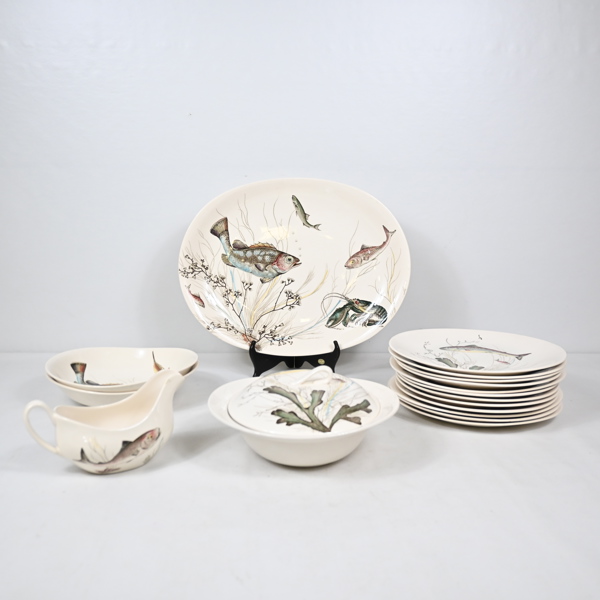 Fiskservis, 17 delar, porslin, "Fish", Johnson Bros, England.