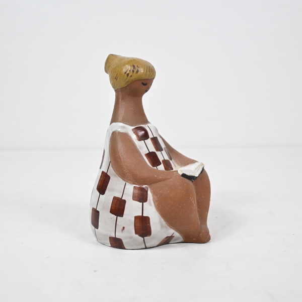 Lisa Larson, figurin, stengods, "Charlotta", ur serien "ABC-flickor", Gustavsberg.